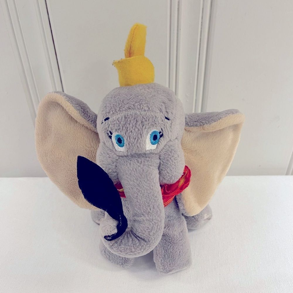 Vintage Disney World Parks Dumbo Plushie‎ - Picture 2 of 5